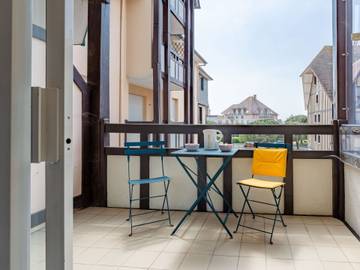Appartement De Vacances pour 4 Personnes dans Saint-Sauveur-de-la-Mer, Côte Fleurie, Photo 4