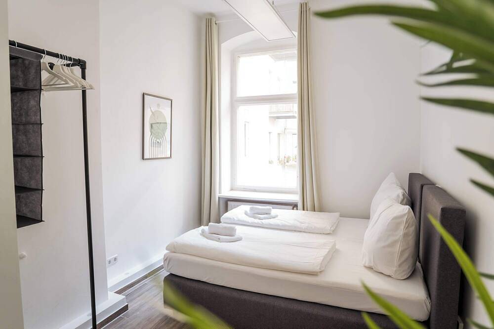 Entire apartment, Apartment at Rosenthaler Platz in Mitte Berlin, Berlin
