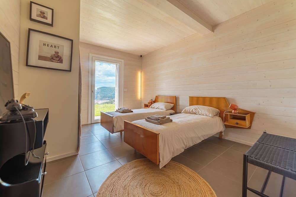 The Casalo - Villa with magnificent views of the Ligurian coast and large garden in Finale Ligure, Finale Ligure Gemeinde