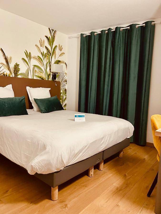 Hôtel pour 4 personnes, avec terrasse et jardin à Ambarès-et-Lagrave - 4