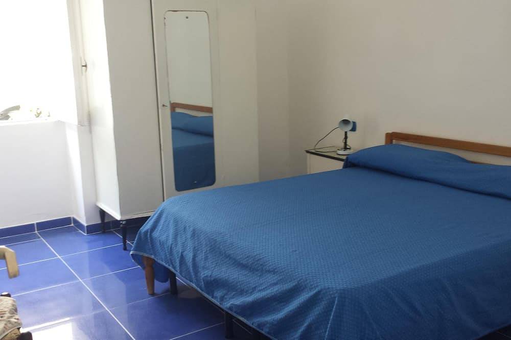 Kleine Villa mit Garten, Parkplatz, privatem Zugang zum Meer 4 + 2 Betten in Palinuro, Cilento