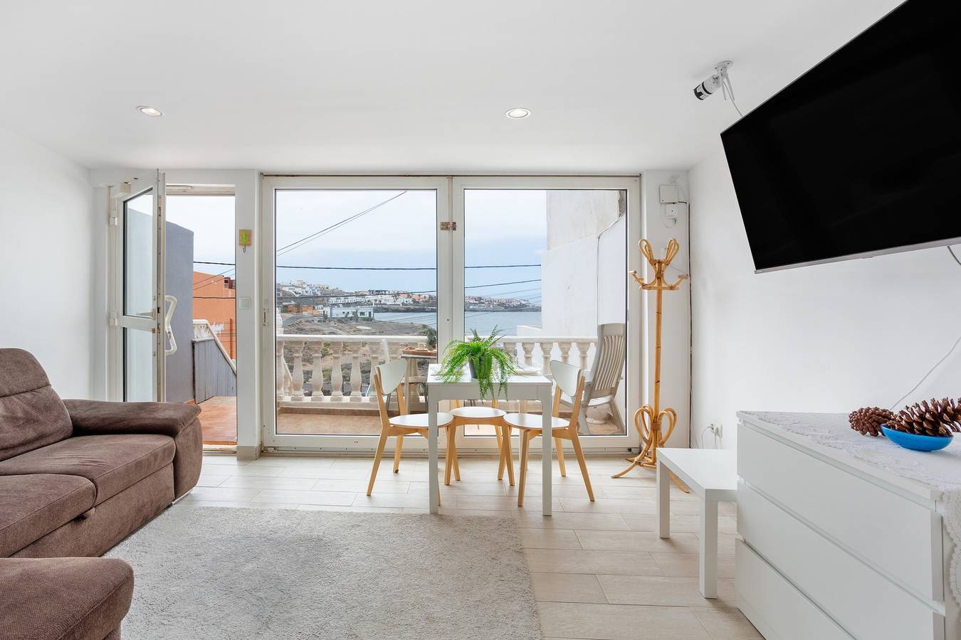 Ferienhaus 'Beach House El Poris 2' mit Meerblick, privater Terrasse und Wlan in Arico, Teneriffa Süd