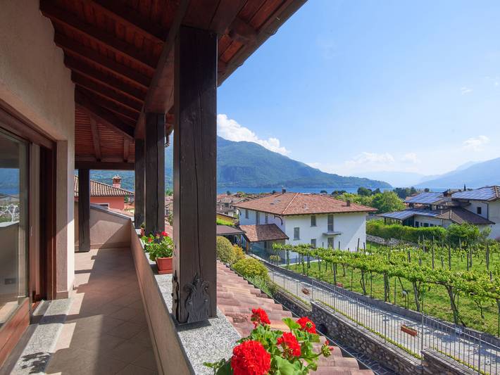 Ferienwohnung für 4 Personen, mit Balkon und Terrasse sowie Garten und Seeblick in Oberitalienische Seen - 4