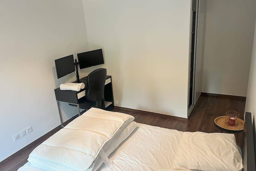 Entire apartment, T4 15 min from Notre-Dame by Rer C - 3 bedrooms. in Choisy-le-Roi, Val-de-Marne