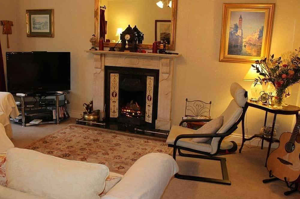 Zweibettzimmer-Deluxe-Ensuite mit Dusche-Gartenblick in Lough Derg