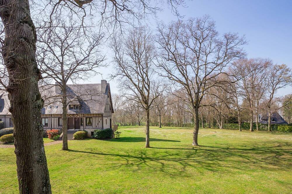 Appartement entier, Confortable appartement pour 4 personnes avec Wifi et Tv in Tourgéville, Région de Lisieux