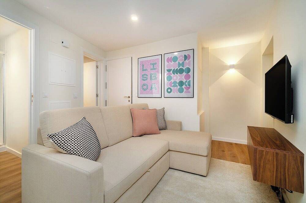 Holiday apartment in Lisbon from £122 per night