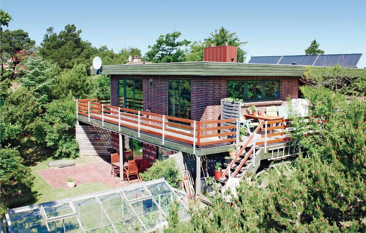 Ferielejlighed for 6 personer, med Terrasse og Pool samt Sauna i Nymindegab