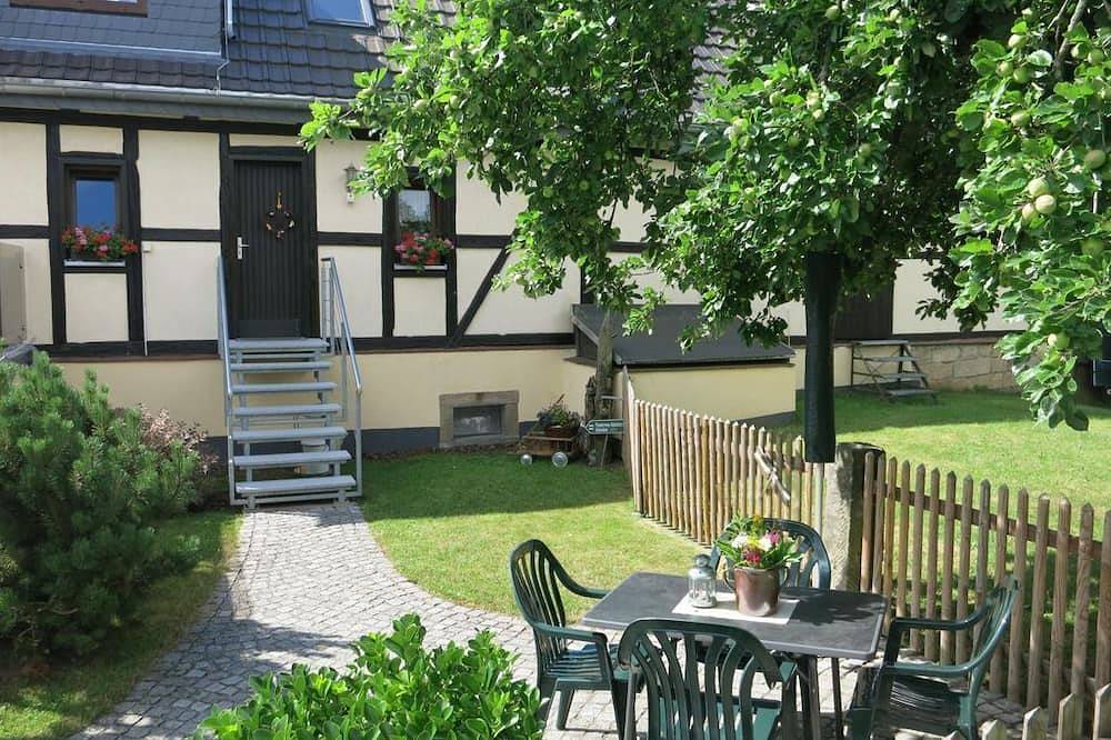Ganze Wohnung, Ferienwohnung Schlesinger - Ferienwohnung, 2 Schlafräume in Hohnstein, Elbsandsteingebirge