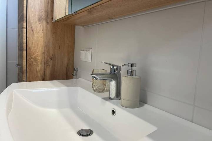Ganze Wohnung, Luxurious Modern Apartment in Business District in Steirerland