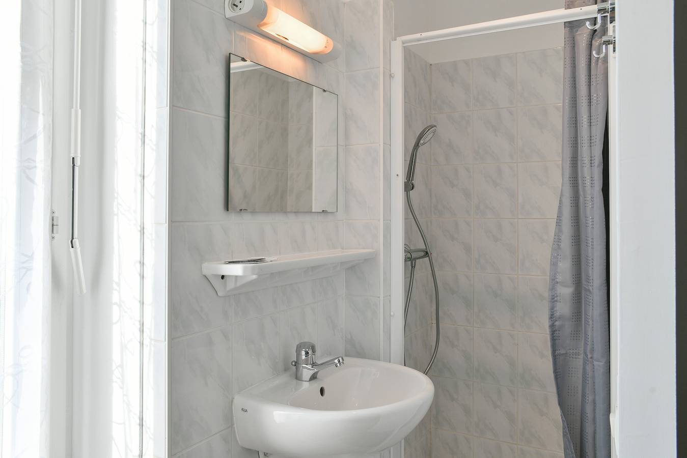 Chambre d’hôte 5 avec piscine partagée, jardin partagé et Wi-Fi in Betton-Bettonet, Région de Chambéry