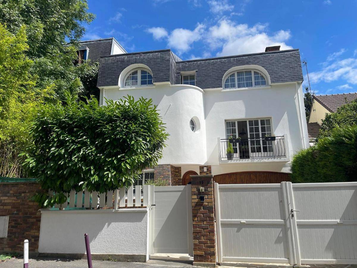 Belle maison, 15mn de Paris, 2 parkings gratuits in Cachan, Val-de-Marne