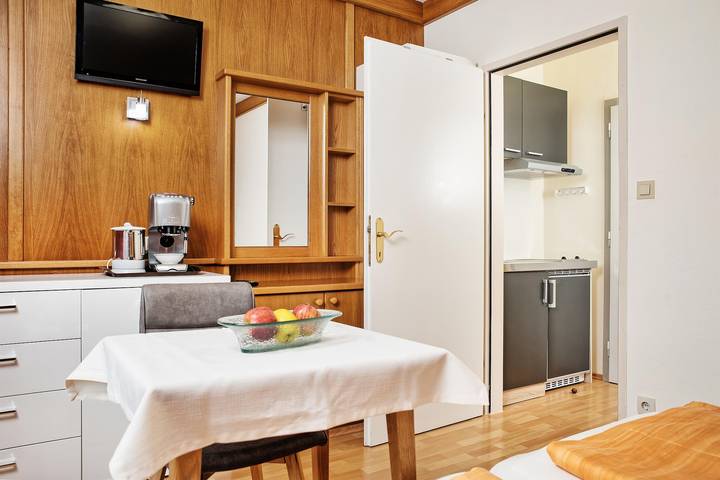 Ganze Ferienwohnung, Studio-Apartment in Karawanken und Bachergebirge, Villach