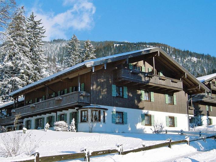 Ferienwohnung für 2 Personen, mit Balkon und Terrasse sowie Garten und Sauna in Bayrischzell