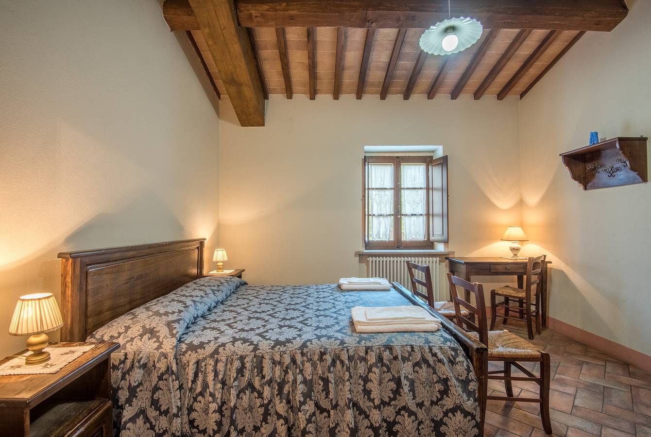 Agriturismo 'Villa Agriturismo Il Pratone' con vista sulle montagne, piscina privata e Wi-Fi in Castiglione d'Orcia, Castiglione d'Orcia (comune)