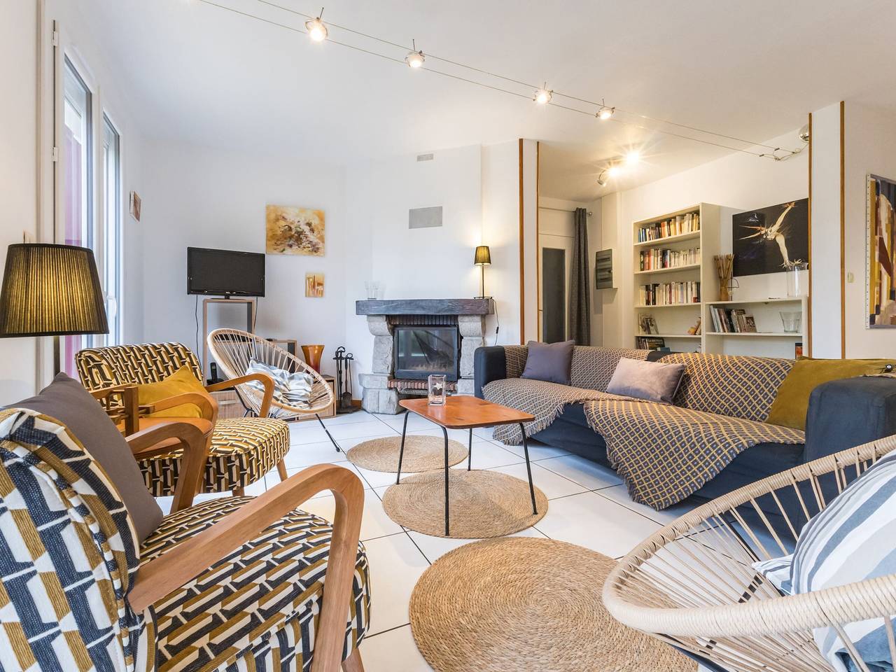 Maison spacieuse avec jardin, ping-pong, Wifi, et équipements bébé - Malville, France in Malville, Vallée de la Loire