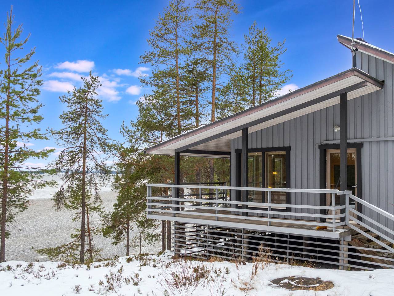 Keskikallio, nuasjärvi in Nuasjärvi