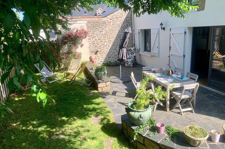Gîte pour 6 personnes, avec Terrasse et Jardin