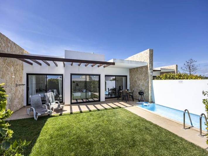 Ferienwohnung für 4 Personen, mit Garten und Pool in Sagres