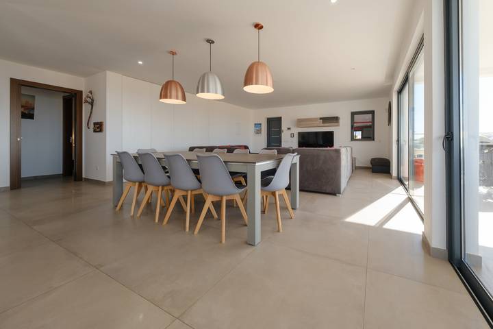 Villa pour 10 personnes, avec jardin ainsi que piscine et vue sur l’océan dans Luz - 3