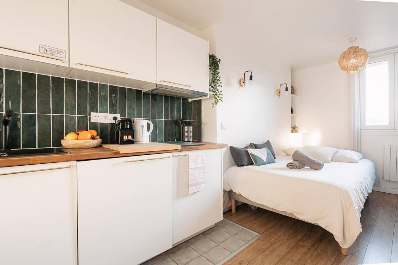 Appartement entier, Studio cosy Rer C direct Paris et Tour Eiffel in Vitry-sur-Seine, Val-de-Marne