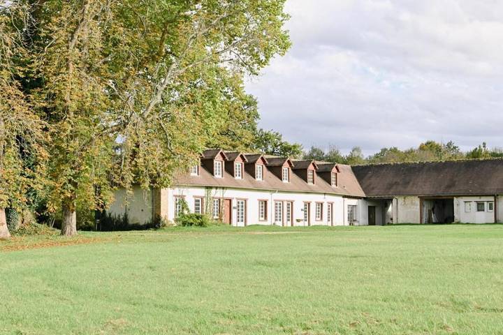 Location de vacances pour 6 personnes, avec Jardin à Ligny-le-Ribault - 2
