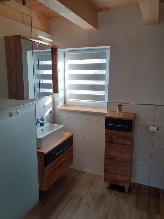 Ferienhaus für 4 Personen, mit Ausblick und Seeblick sowie Garten in Haidmühle - 2