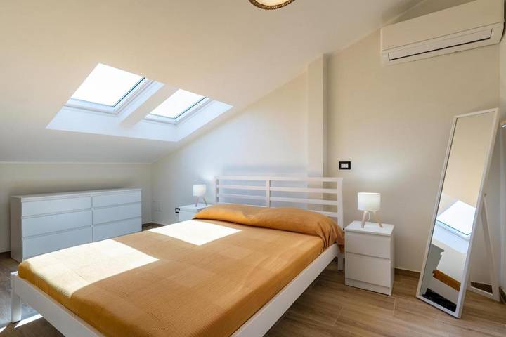 Gîte pour 6 personnes, avec terrasse à Torre Faro - 4