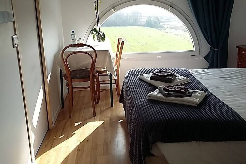 Chambre double ,calme avec vue, à 2 km de la mer in Saint-Hilaire-de-Riez, Vallée de la Loire