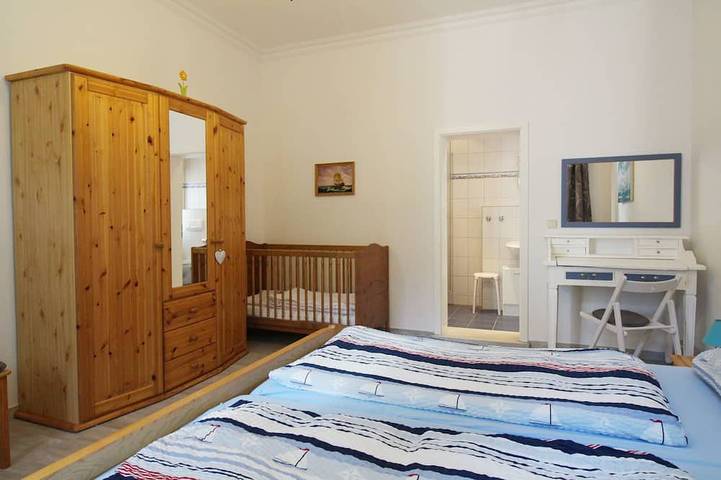 Appartement entier, Beachfront apartment w. Terrace, sauna, wallbox, perfect for child+dog, fully fenced in Zempin, Usedomer Norden