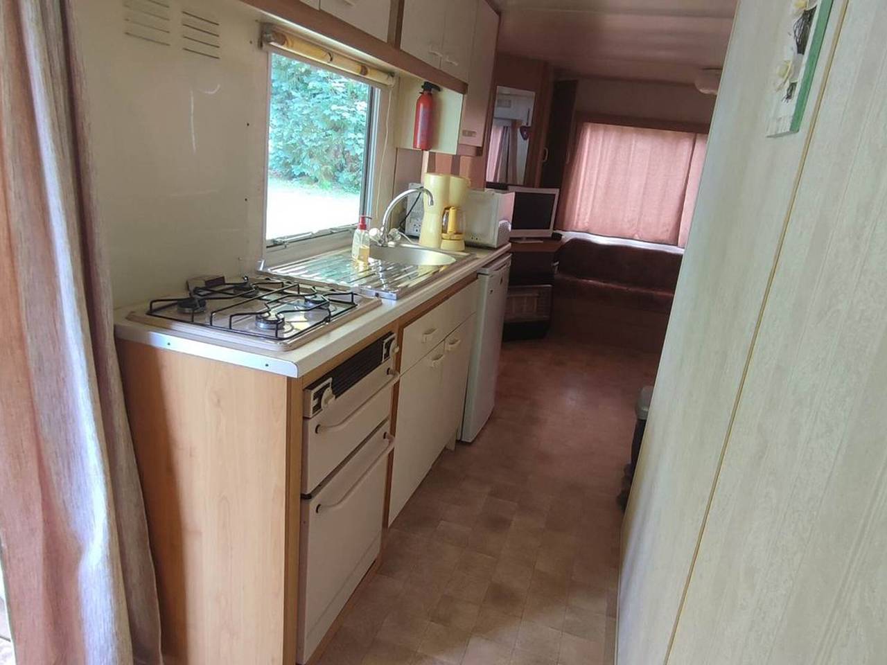 Accessible mobile home for 4 guests in La Tour-d'Auvergne, Volcans d'Auvergne Regional Nature Park