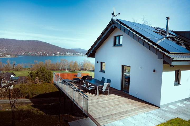 Ferienhaus für 6 Personen, mit Balkon und Terrasse sowie Garten und Sauna in Bringhausen