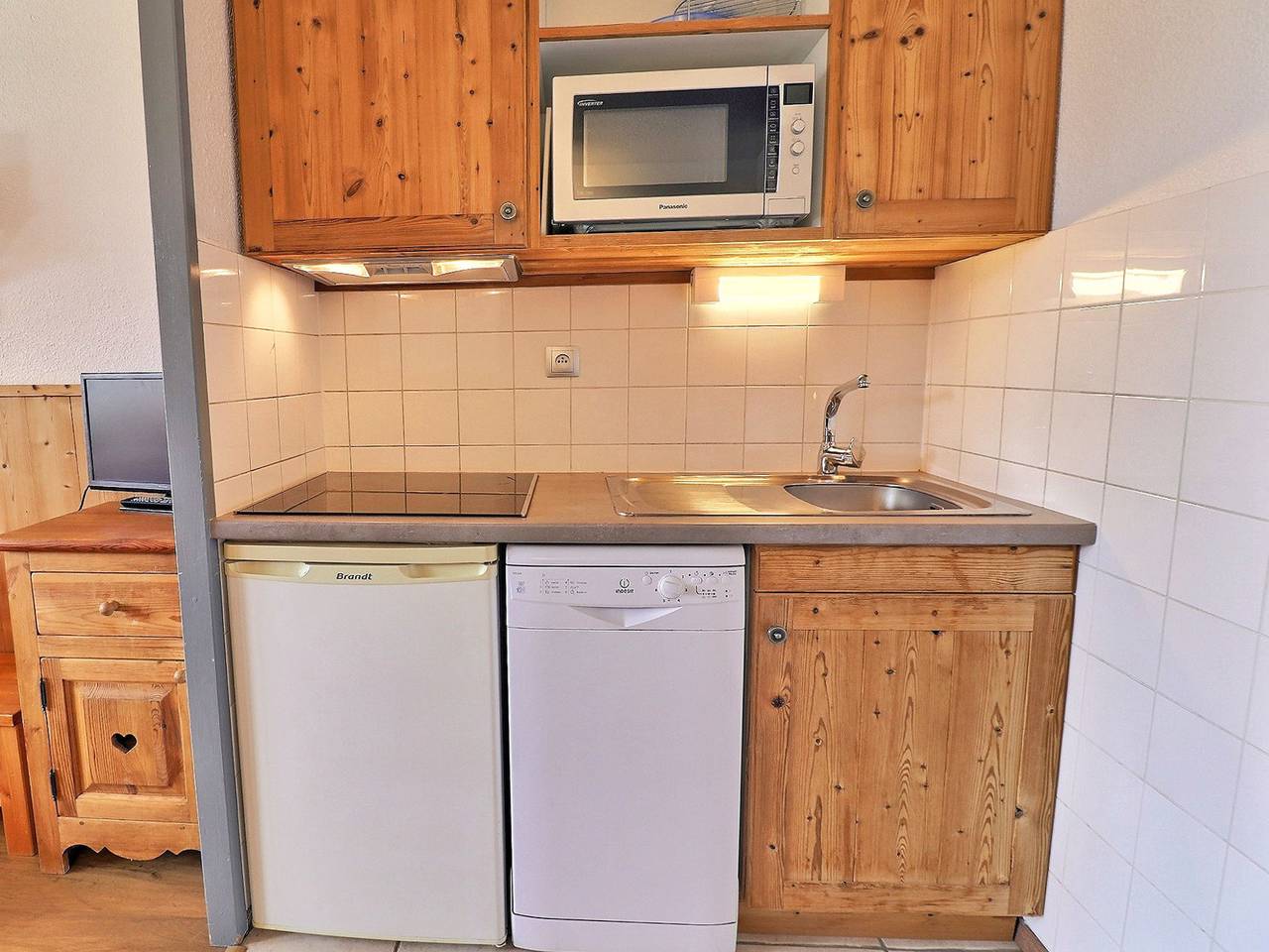 Ganze Wohnung, La Tania - Ski-in/Ski-out Appartement für 4 Personen, 31m², Nr. 716 in Résidence Le Grand Bois A in La Tania, La Perrière