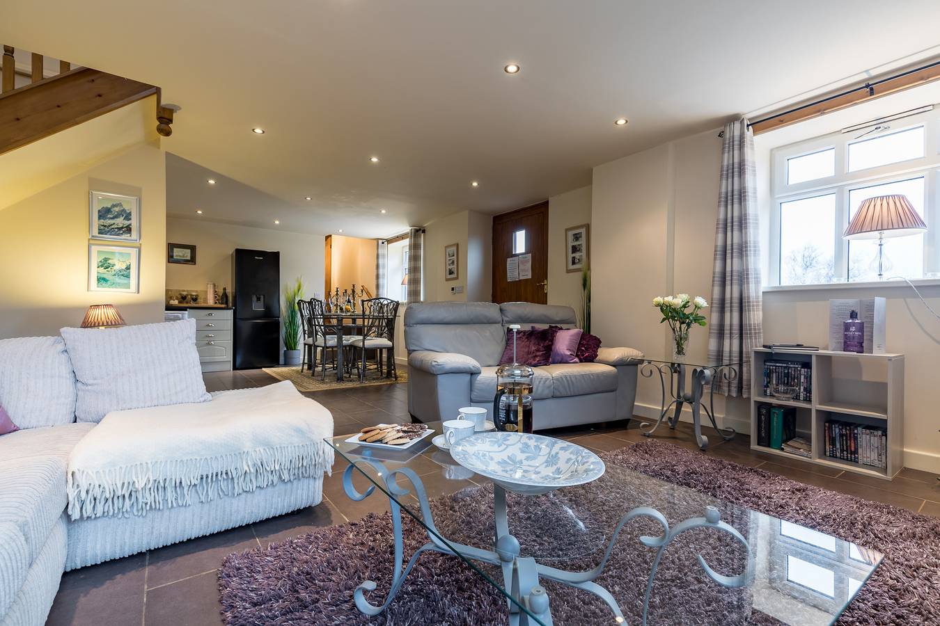 The Barn at Brambles Farm - Sleeps 6, Hot Tub in Staffordshire