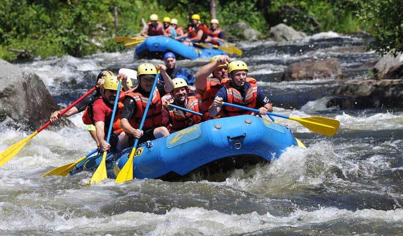 Glamping for 8 people, with yard and terrace in Vermont