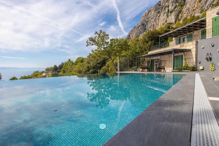 Villa für 8 Personen, mit Meerblick und Pool in Makarska
