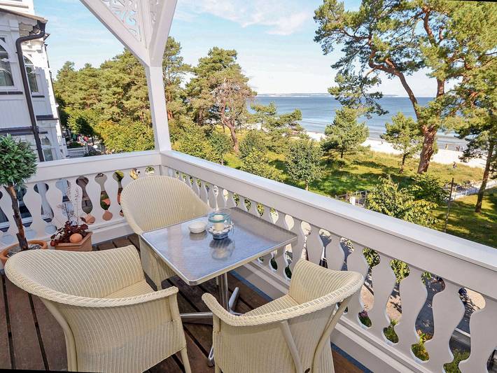 Ferienwohnung für 4 Personen, mit Balkon und Sauna in Binz