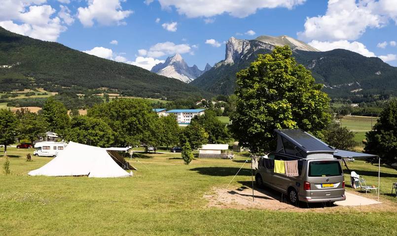 Camping pour 4 personnes, avec Terrasse et Vue