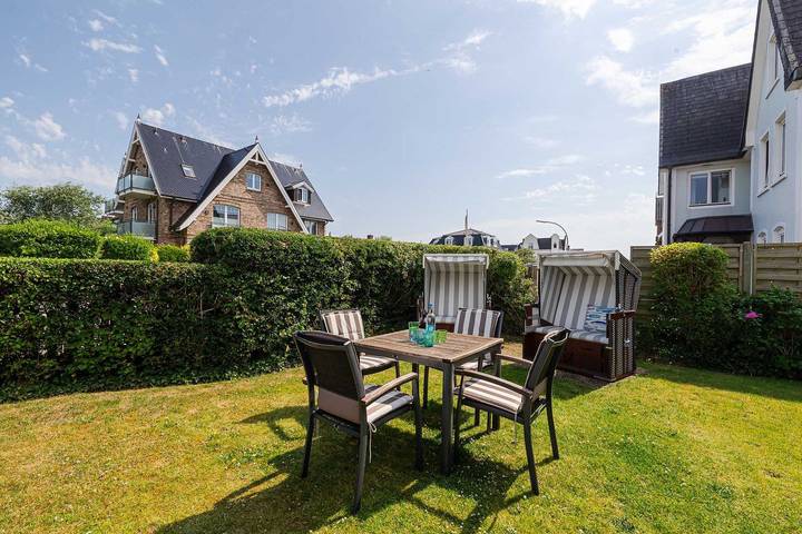 Ganze Wohnung, Strandnah & zentral, ein Ort für Meer und Momente in Wenningstedt, Sylt