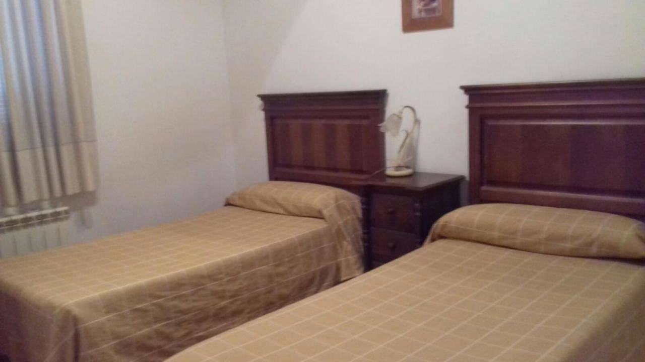 Four-Bedroom Holiday Home in El Hornillo, Valle del Tiétar