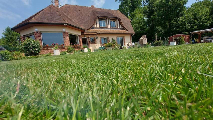 Cottage pour 2 personnes, avec jardin et vue dans Motteville