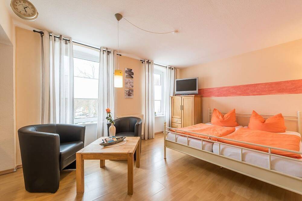 Apartamento entero, Habitaciones Holiday V - habitaciones Holiday \"Zur Quelle\" in Stralsund, Alrededores de Stralsund