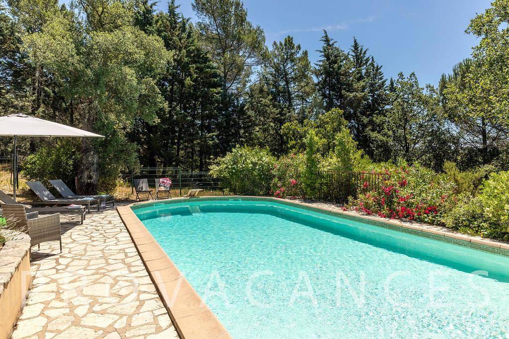 Villa pour 10 personnes avec balcon/terrasse in Saint-Paul-en-Forêt, Côte méditerranéenne (France)