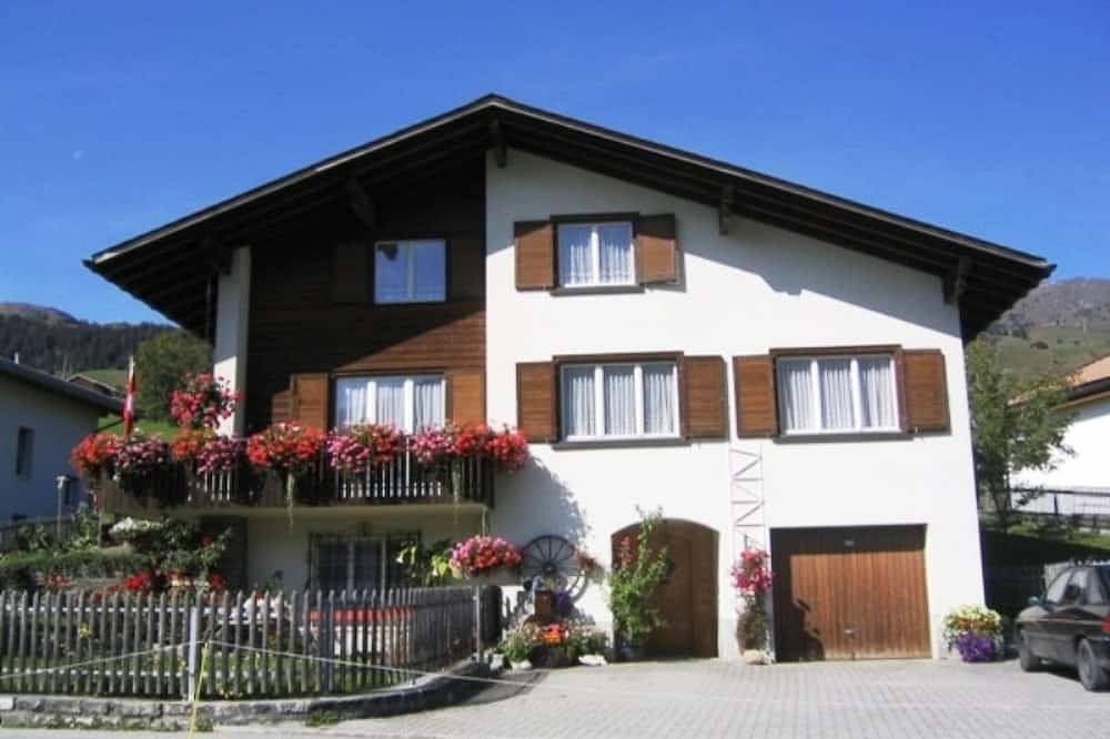 Ganze Wohnung, Carner Collenberg, Degen, (Degen), 45000B in Lumnezia, Alpenarena