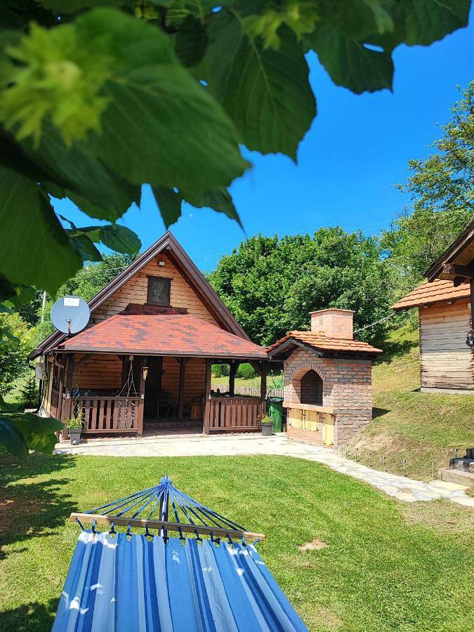 Domek letniskowy dla 4 osób, z ogród i widok w Serbia