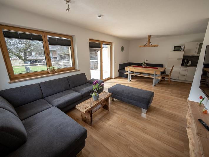 Ferienwohnung für 8 Personen, mit Balkon und Garten in Stumm
