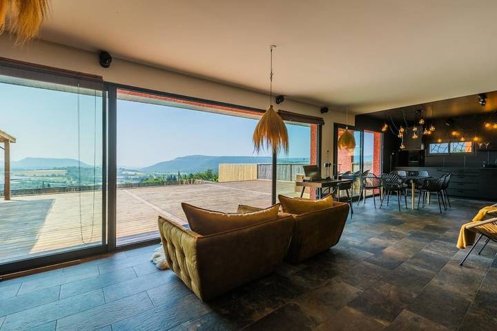 Location de vacances pour 6 personnes, avec jardin et sauna ainsi que piscine et jacuzzi à Bosc - 2