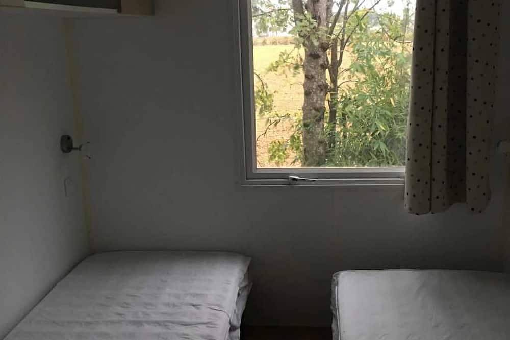 Camping 4 étoiles - Piscine - ccbahdi in Lansargues, Côte d'Améthyste