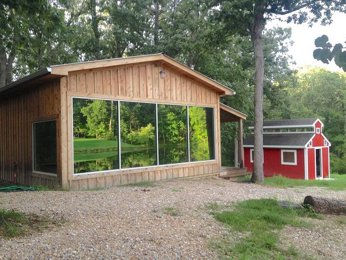 Log cabin for 4 people, with terrace in Missouri