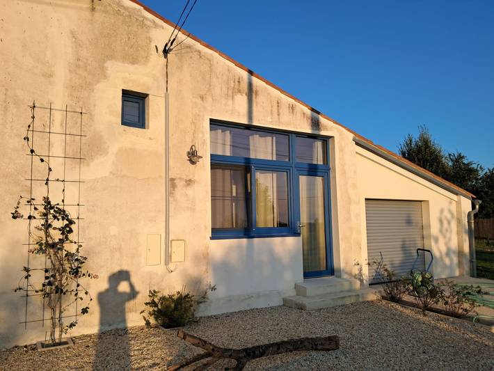 Gîte pour 3 personnes, avec jardin à Saint-Fort-sur-Gironde